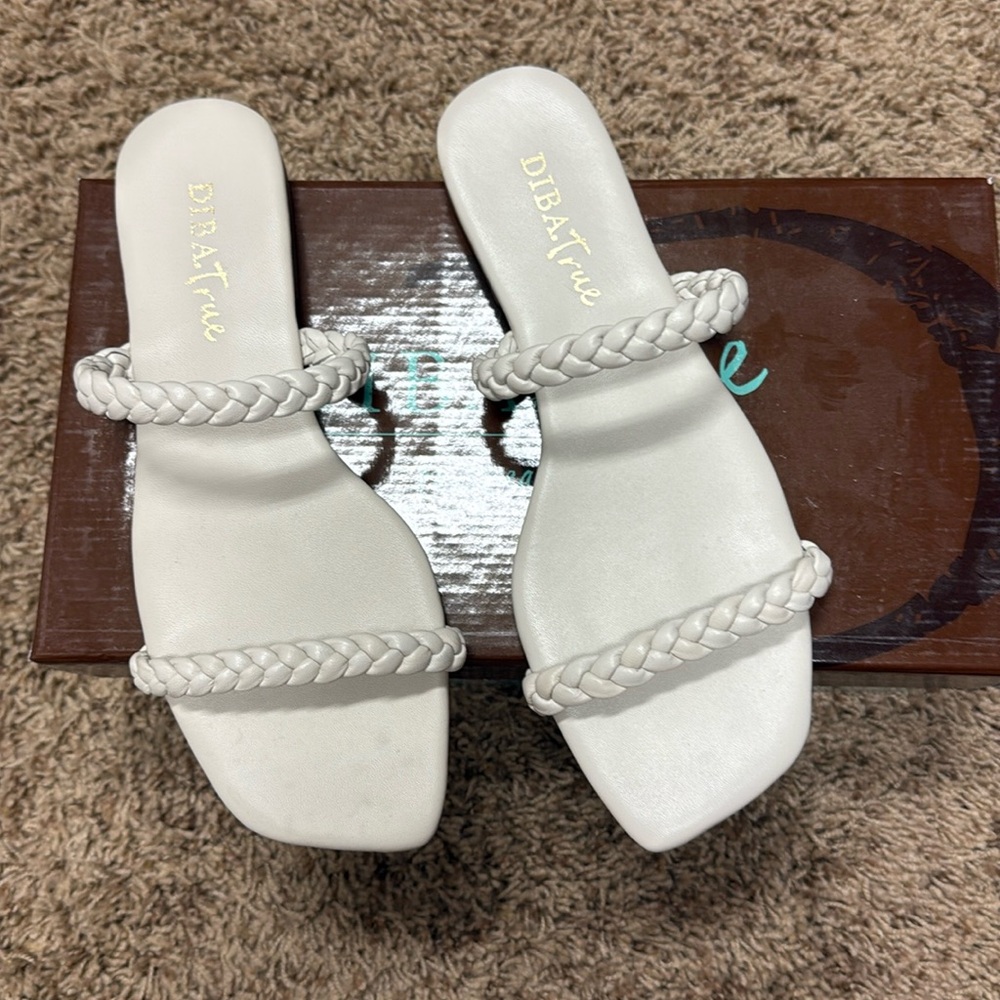 Diba True Jo Vial Slip On Sandals Size 7 NIB